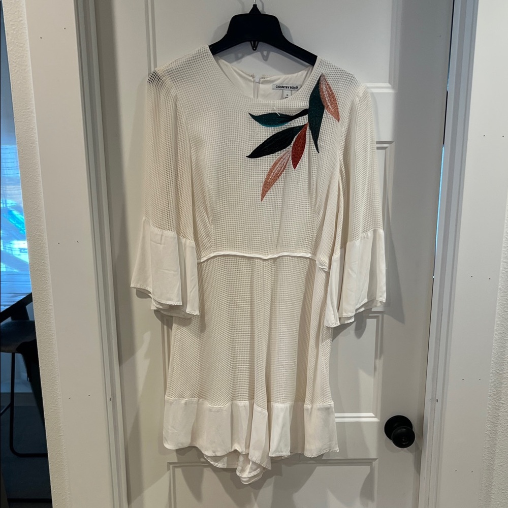 Country Road Cream short suit with Leaf Design